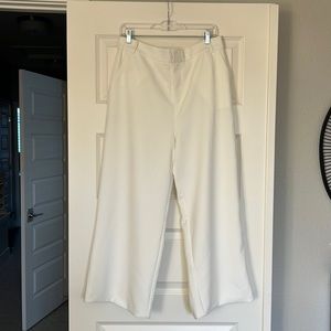 Lulu’s White Ankle Wide Leg Pant